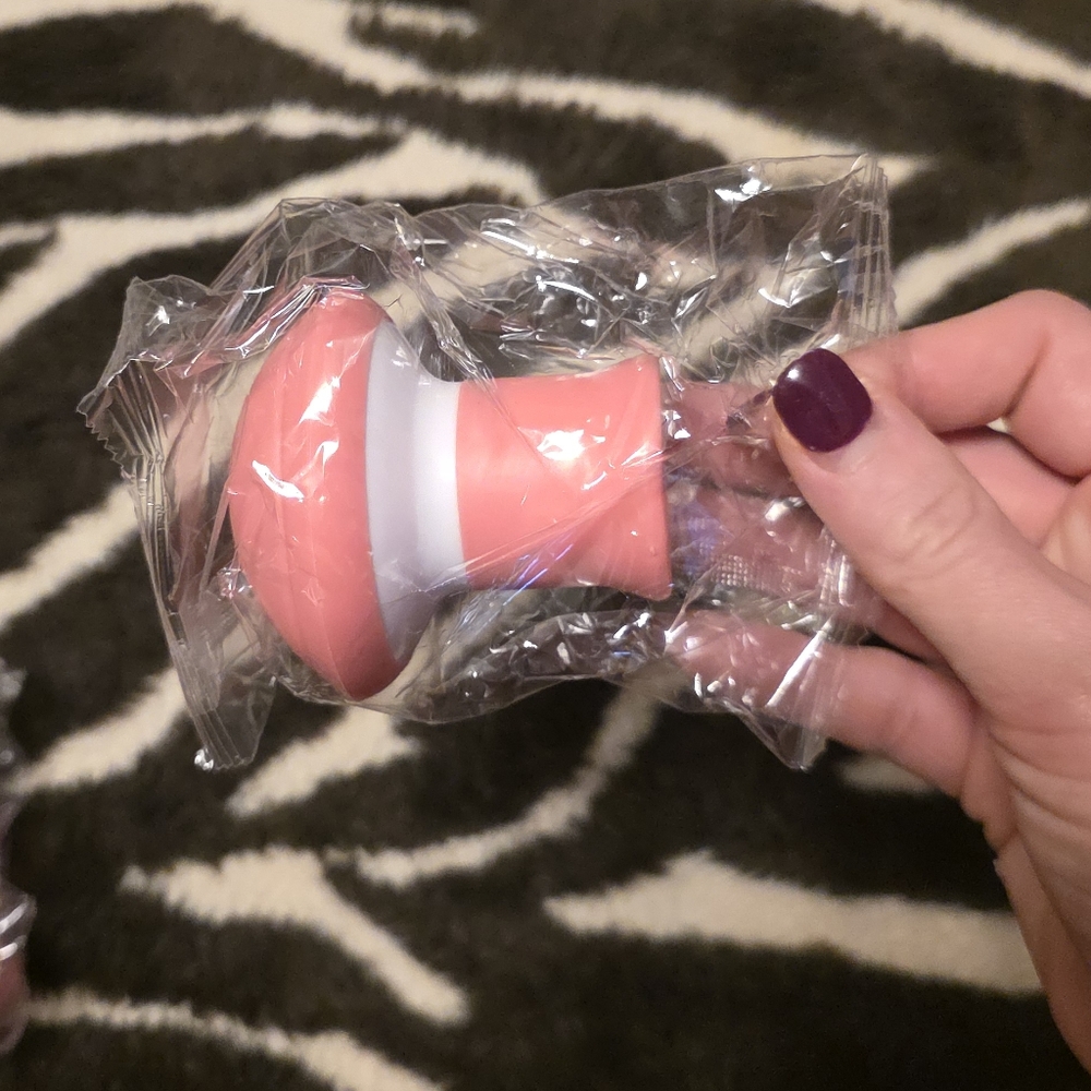 Cheek Muscle Exerciser - Picture 3 of 4